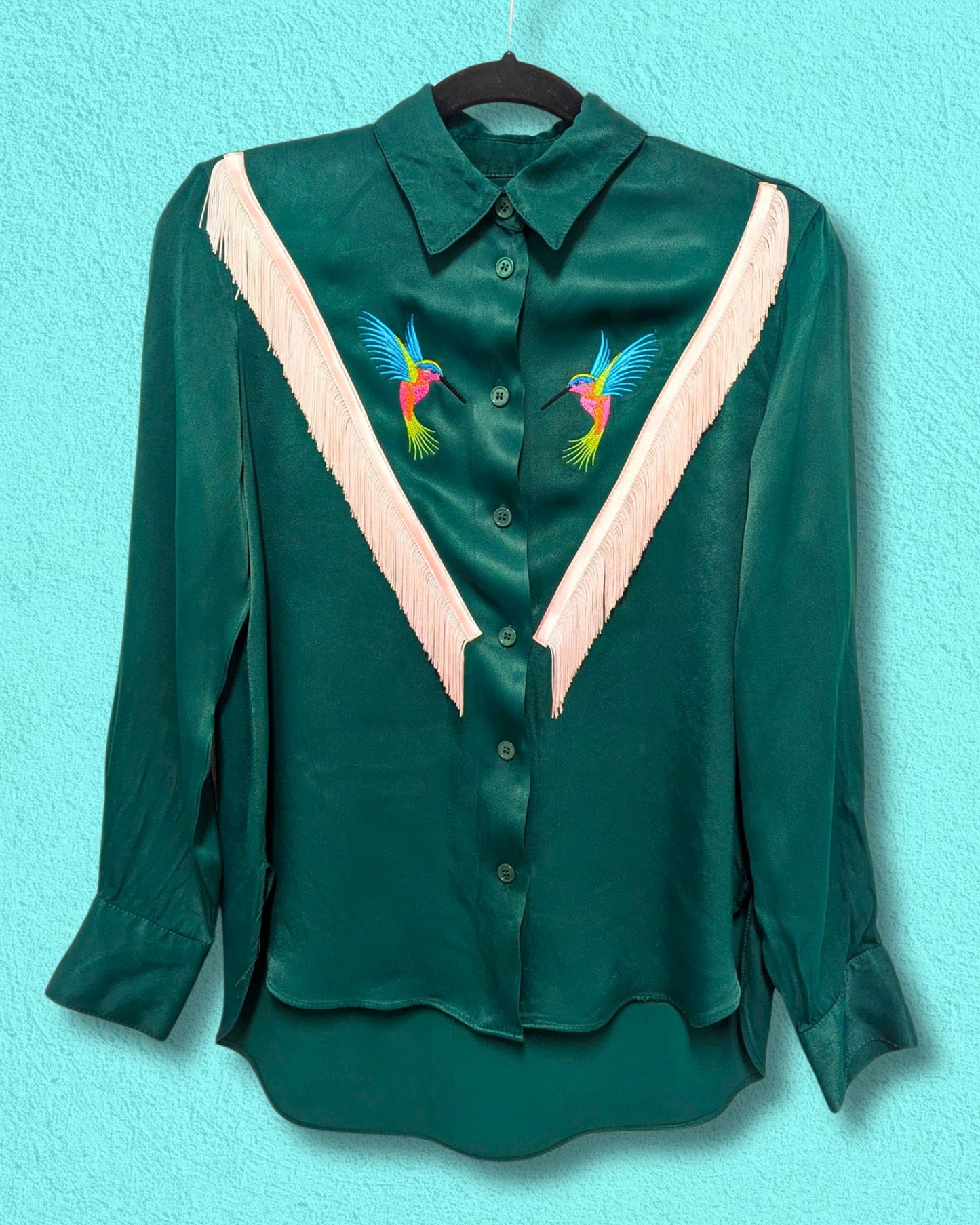 fringe shirt with embroidery hummingbird - small