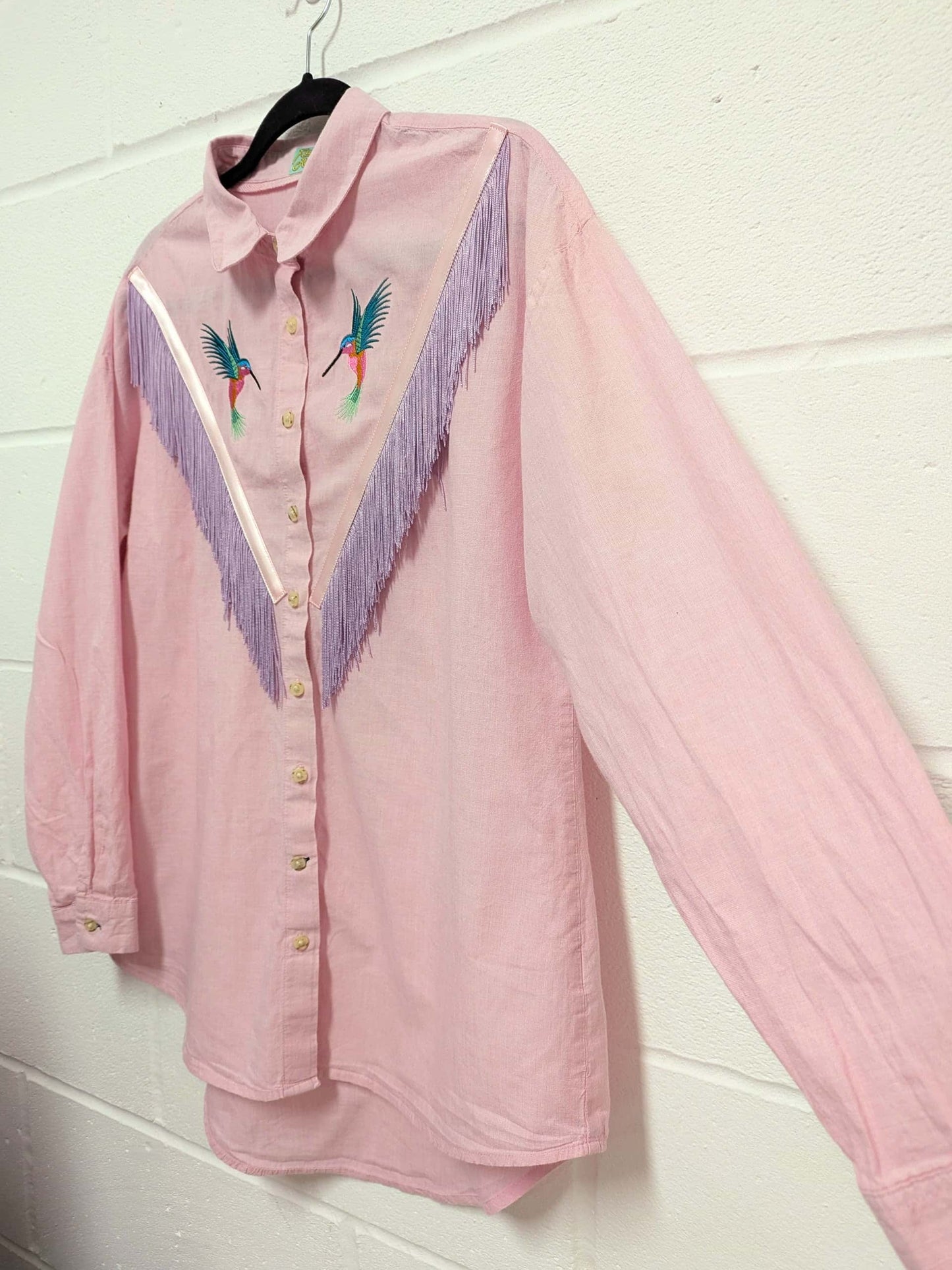 fringe shirt with embroidery hummingbird - medium