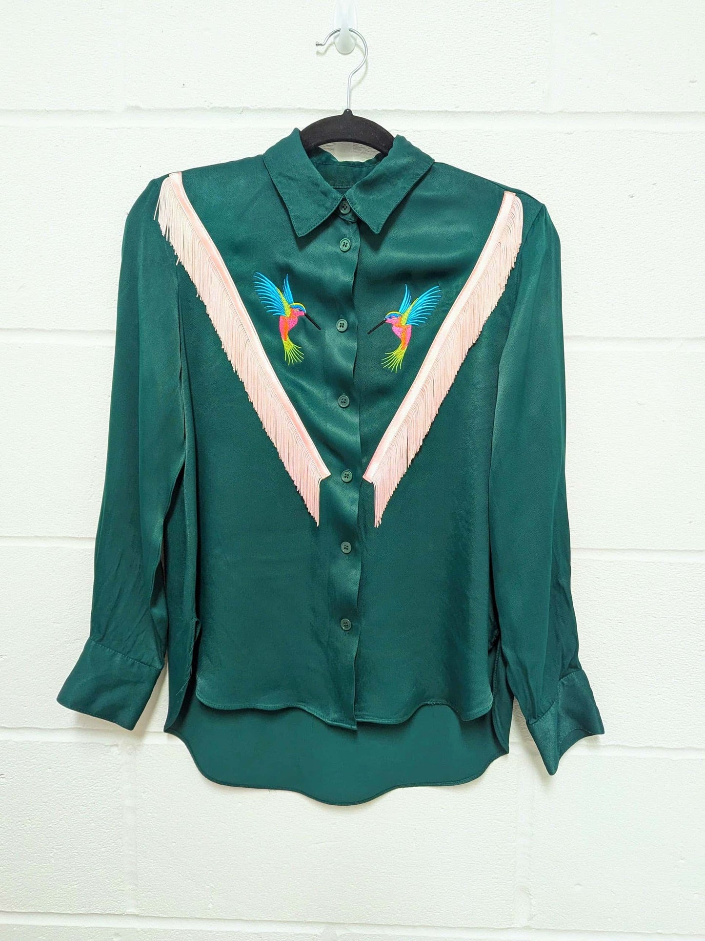 fringe shirt with embroidery hummingbird - small