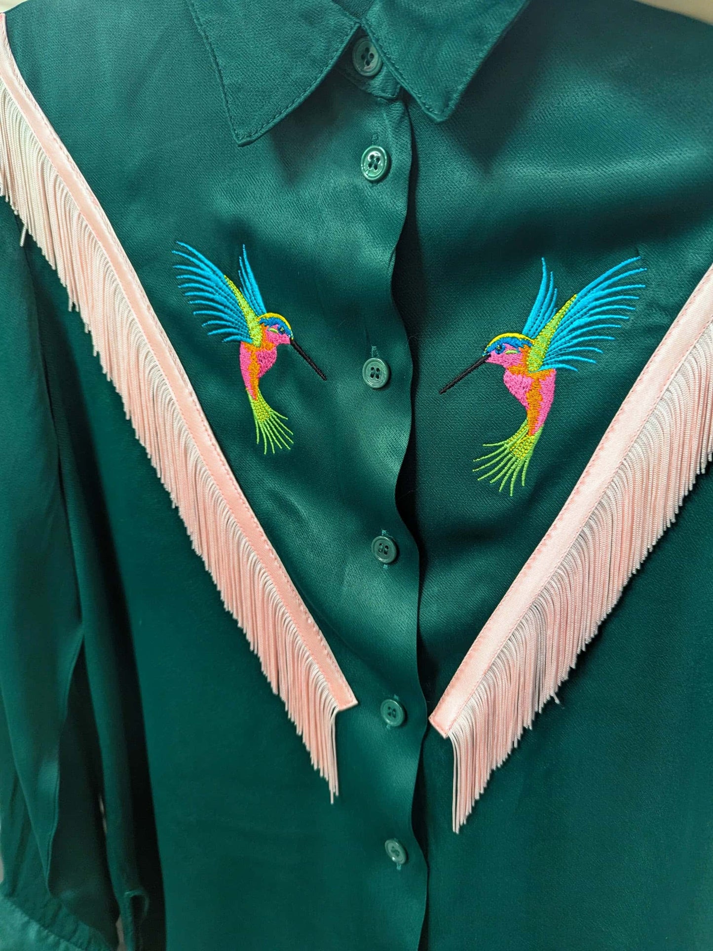 fringe shirt with embroidery hummingbird - small
