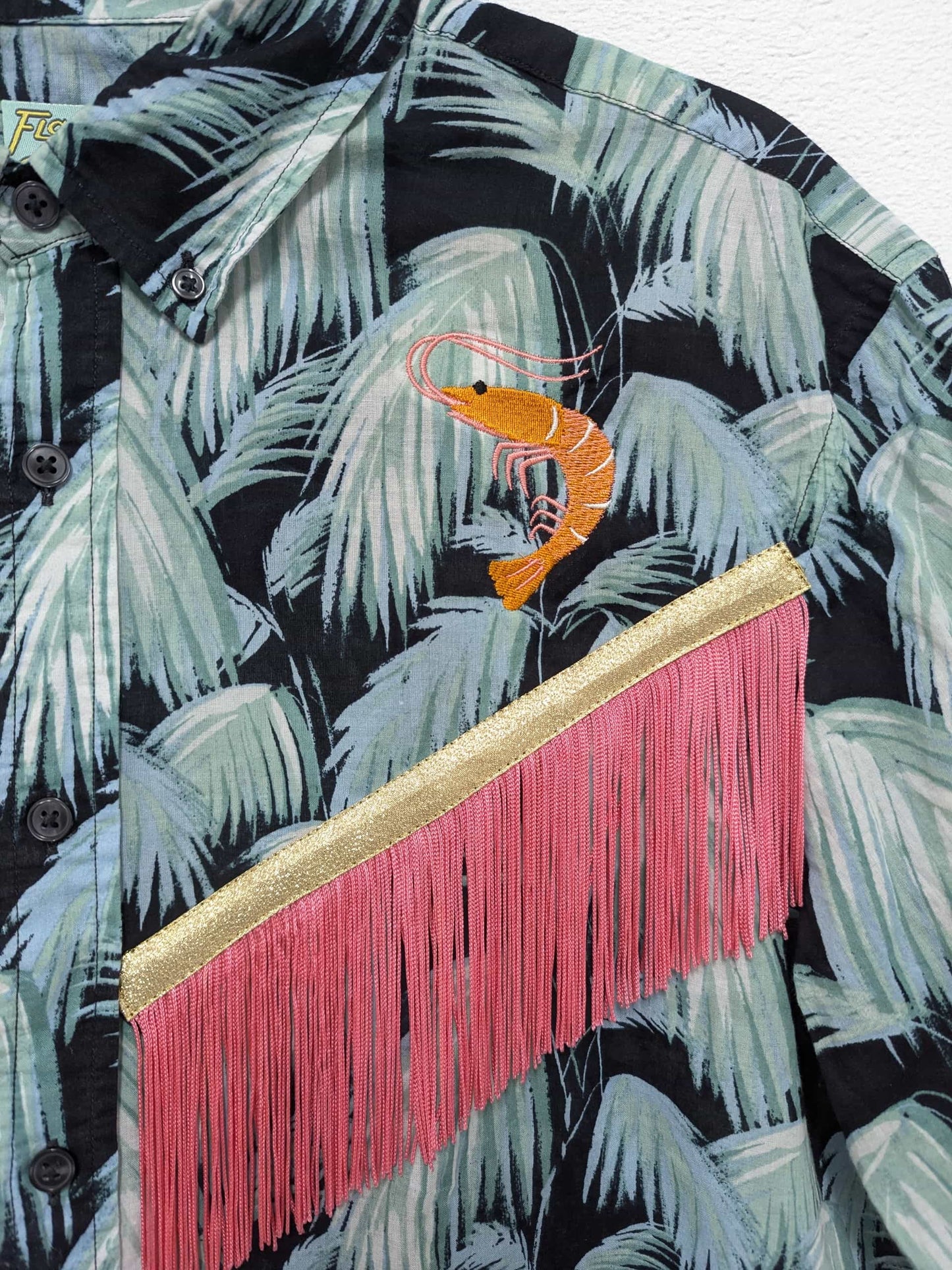 fringe shirt with embroidery prawn - large